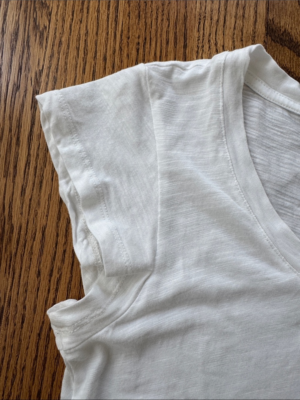 Sanctuary White Scoop Neck Short Sleeve Tee - Picture 4 of 16